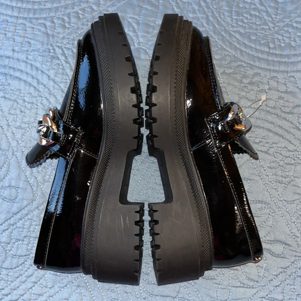 NWOT Vince‎ Camuto Dakota Loafer - Kids'